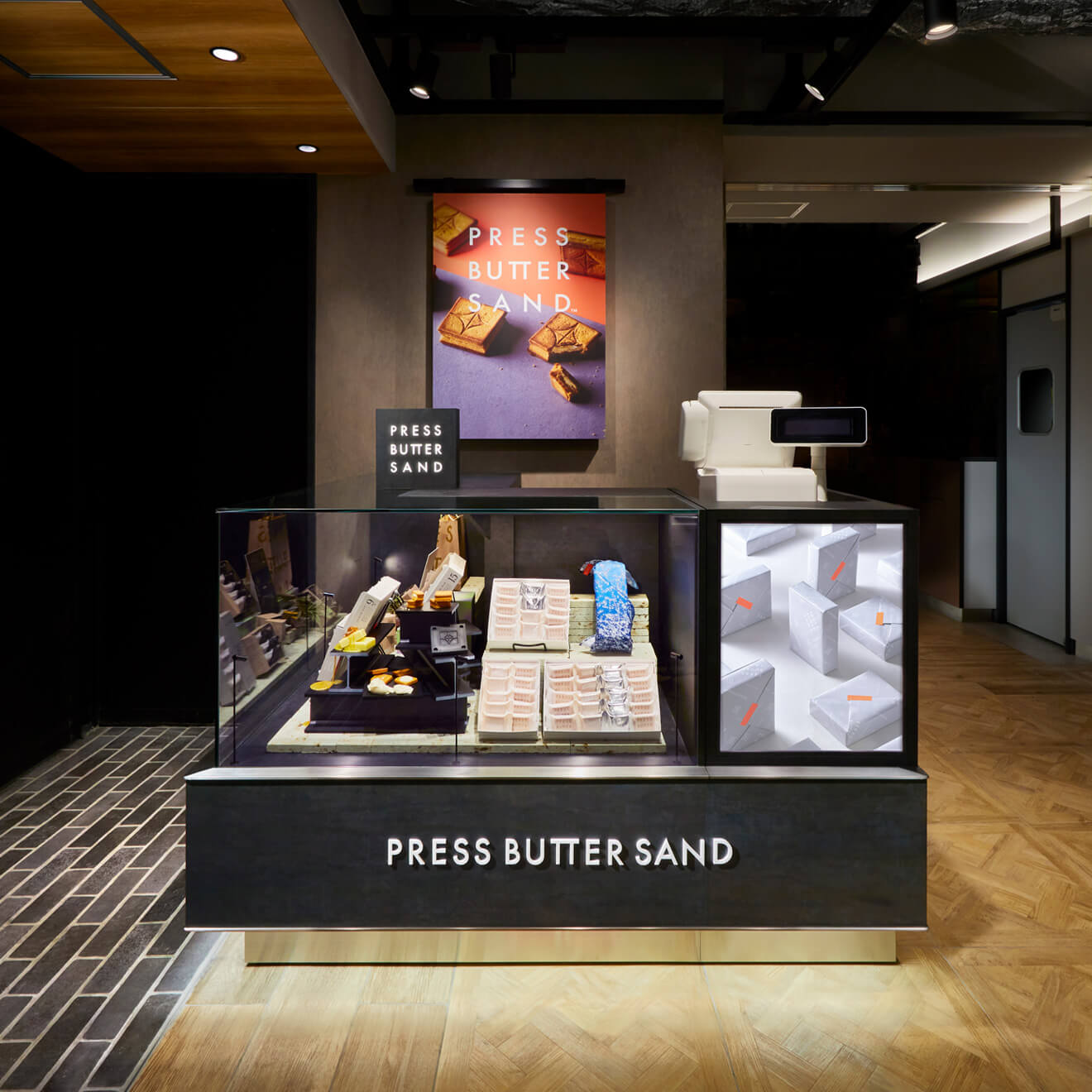 PRESS BUTTER SAND 横浜髙島屋店